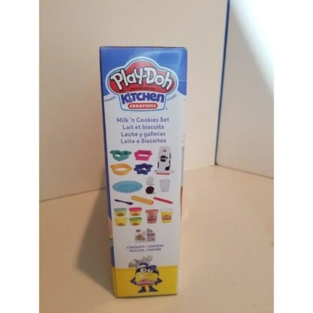 Play Doh Kitchen Milk and Cookies and Sundaes Sets‎ New 2